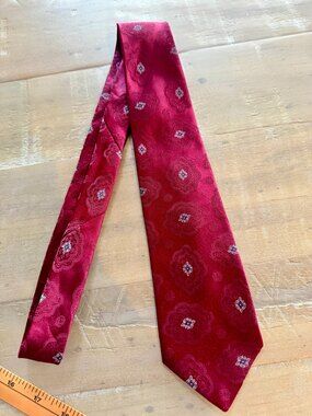 American Edition Collection Men's Necktie Red Jacquard Floral Pattern